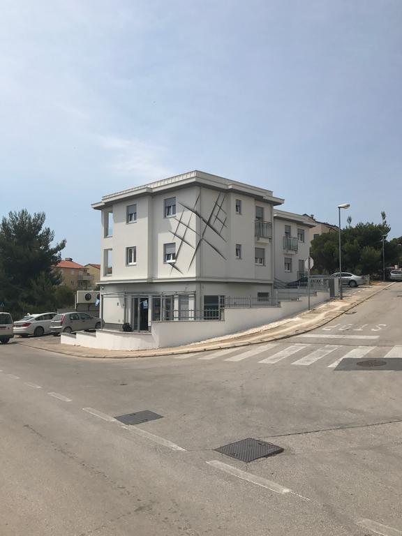 Viras Luxury Holiday Premantura Exterior foto